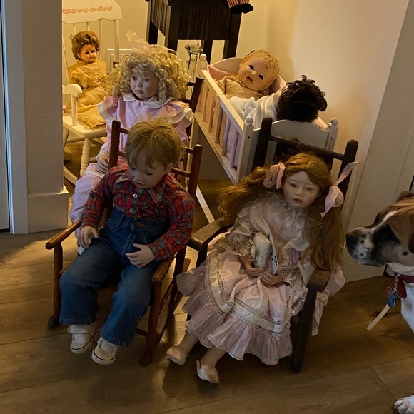 Life size toddlers.Original chairs.very good condition. - Picture 7 of 9